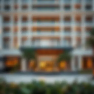 Elegance and Modern Design of the Hotel Exterior Elegant exterior of Avani Palm View Dubai Hotel & Suites