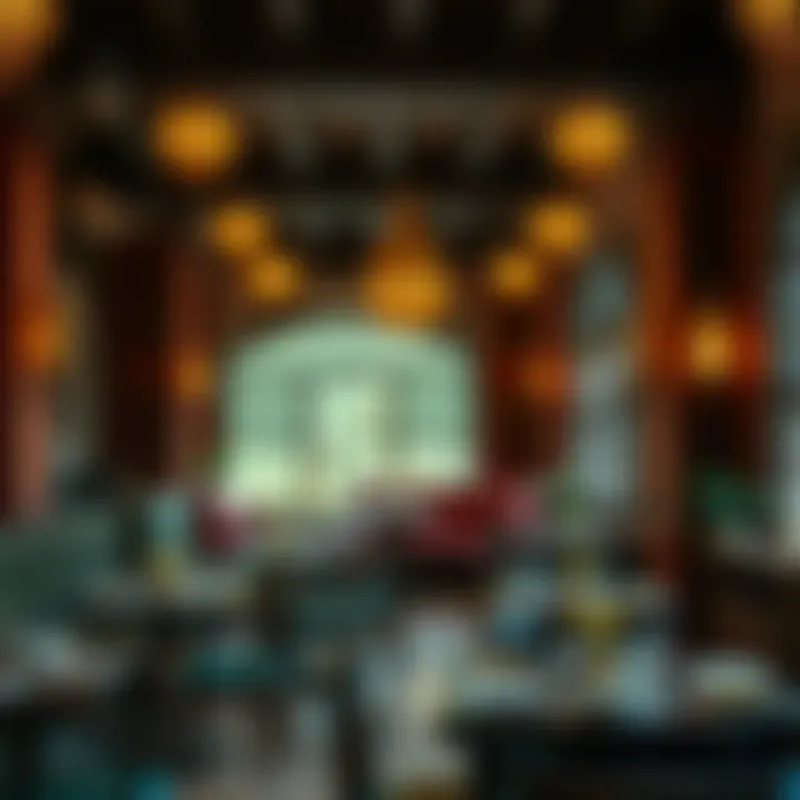 The vibrant interior design of مطعم التنور showcasing traditional elements.